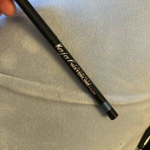 Vasanti waterline eyeliner